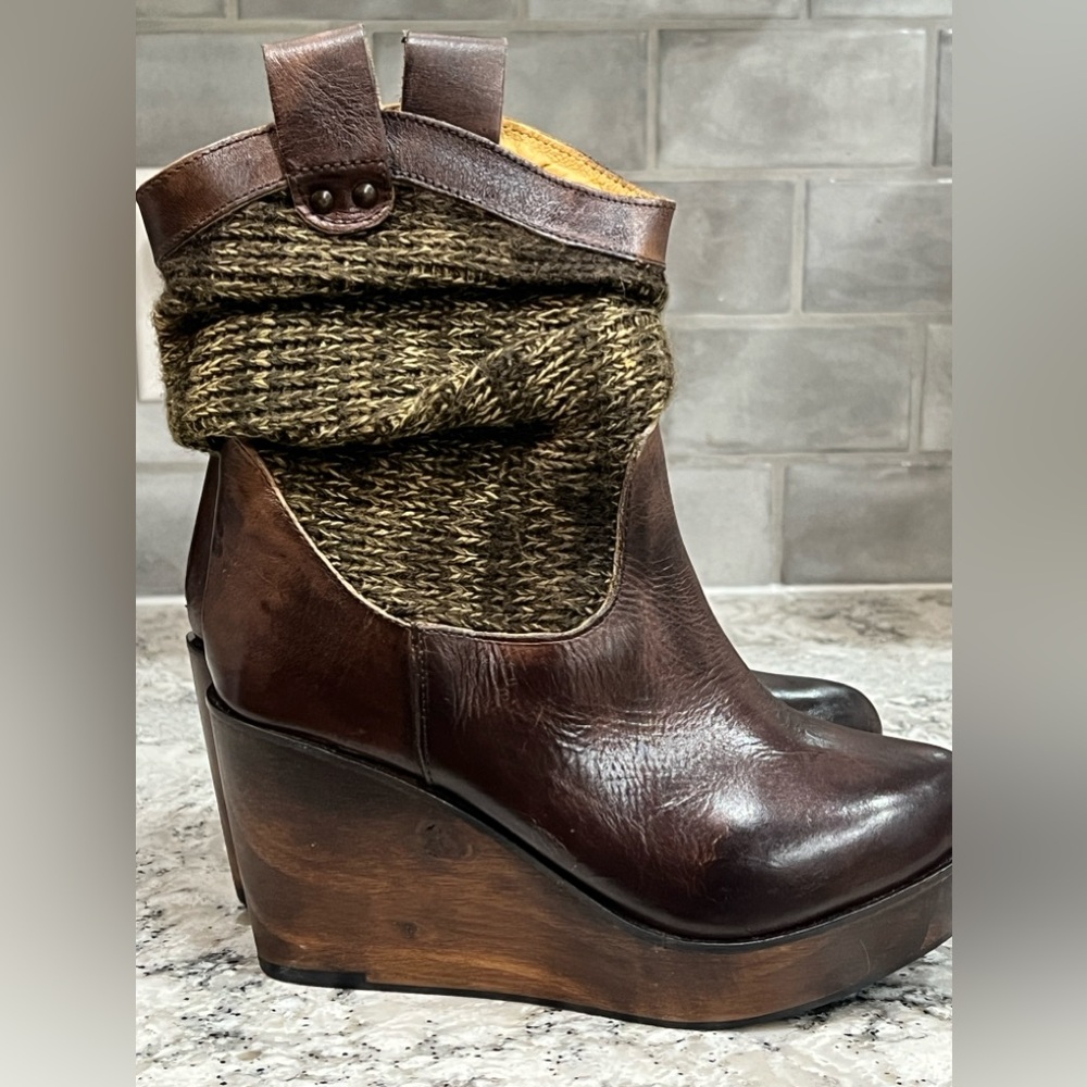 Bedstu Bruges Leather and Knit Slochy Wedge
Size 7.5
